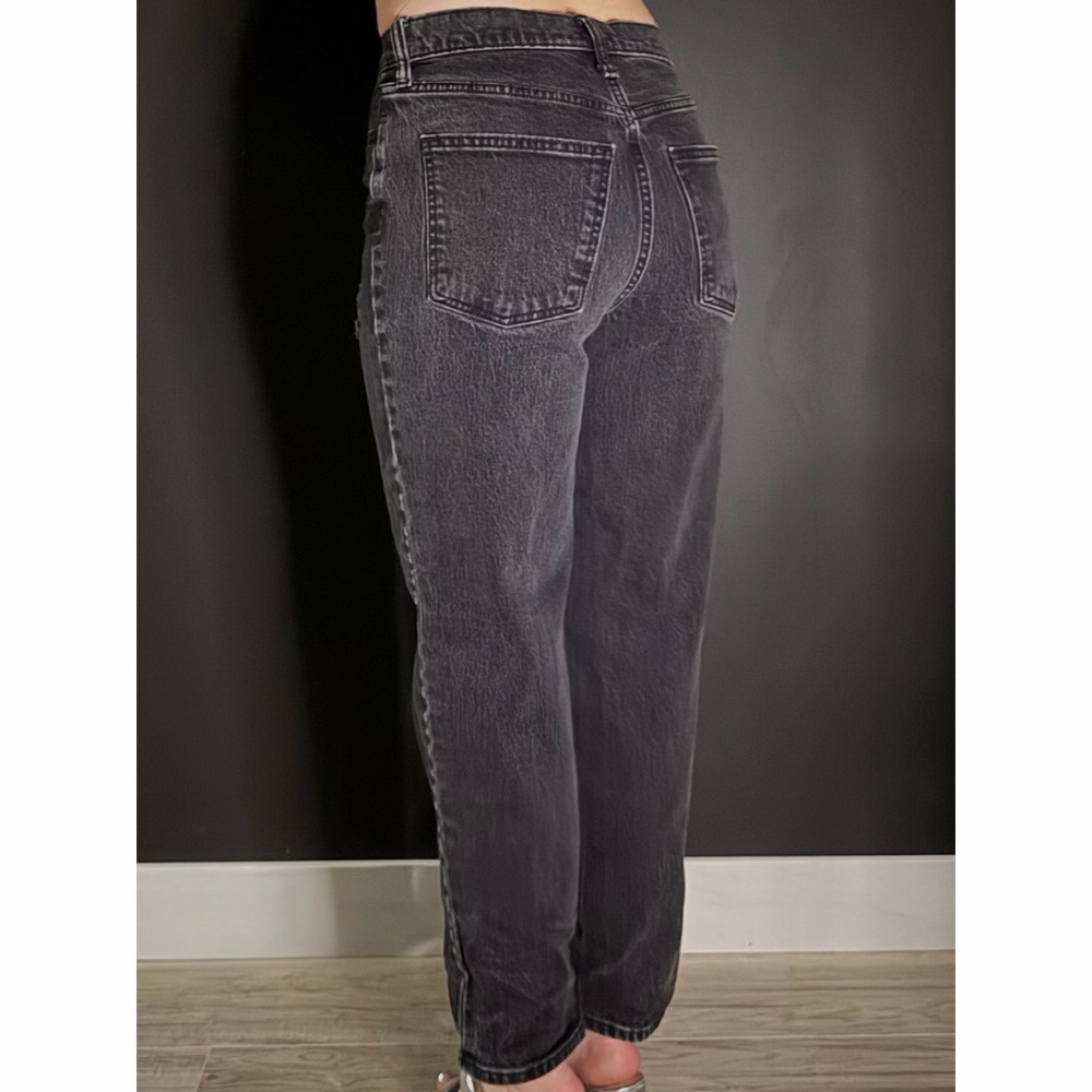High-Rise Straight Leg Jeans in Washed Black
